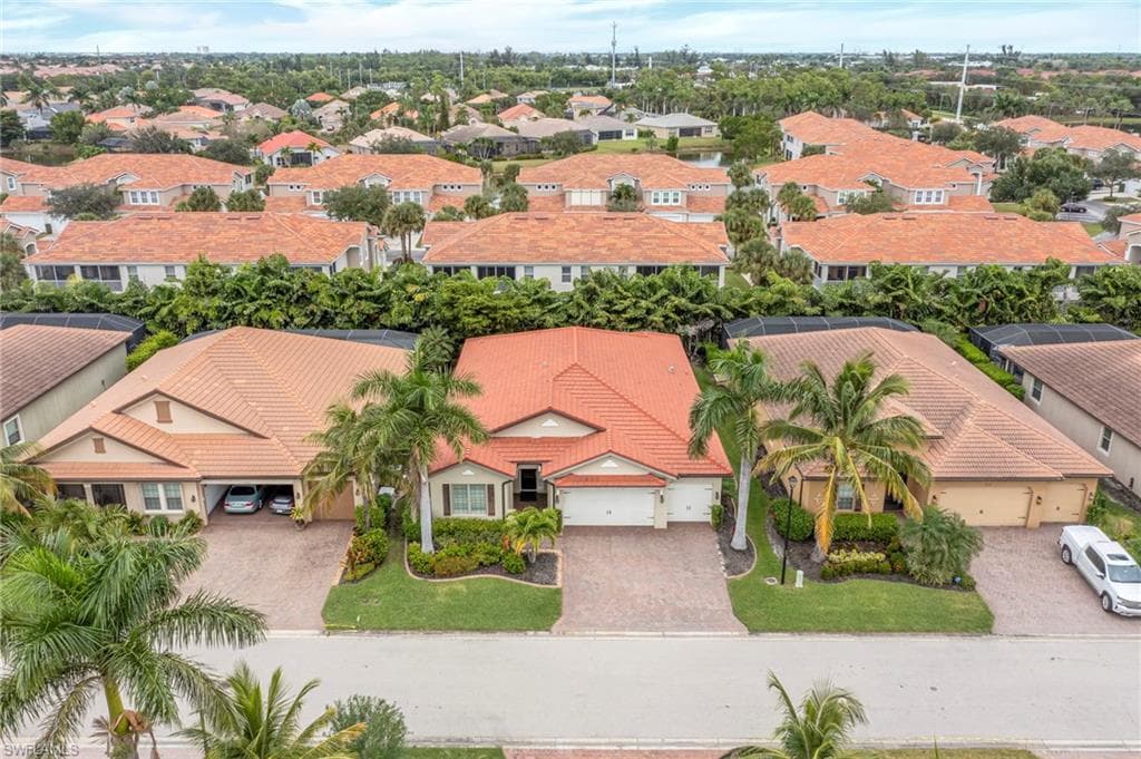 8720 Westwood Oaks PL, FORT MYERS FL 33908-40