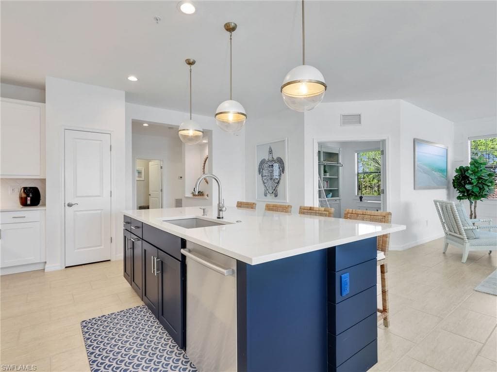 15177 Butler Lake DR # 201, NAPLES FL 34109-26