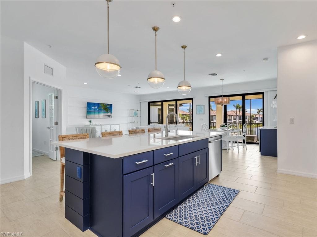 15177 Butler Lake DR # 201, NAPLES FL 34109-4