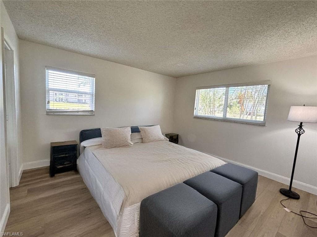 180 Turtle Lake CT # 101, NAPLES FL 34105-6