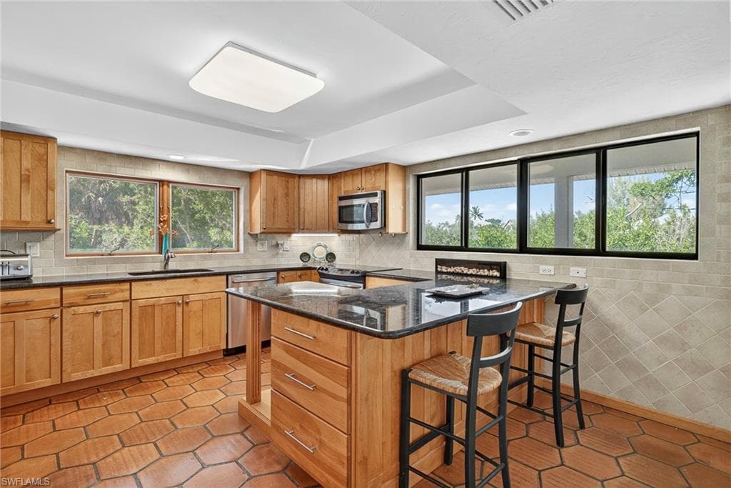 5307 Ladyfinger Lake RD, SANIBEL FL 33957-14