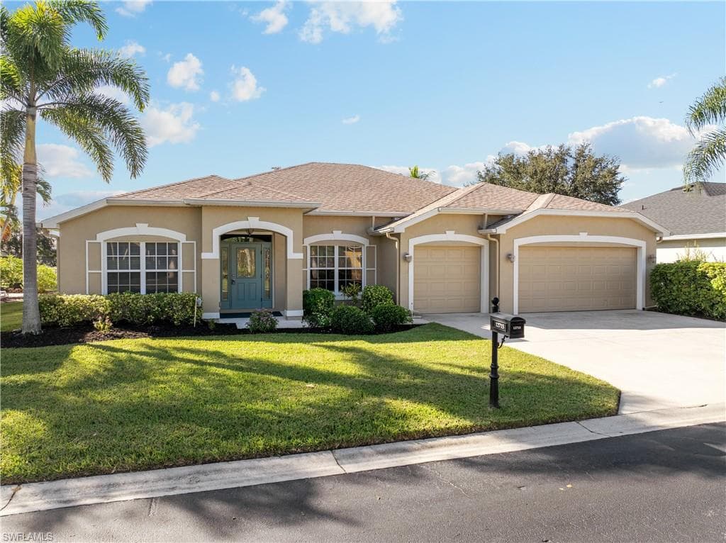 12715 Aston Oaks DR, FORT MYERS FL 33912-2
