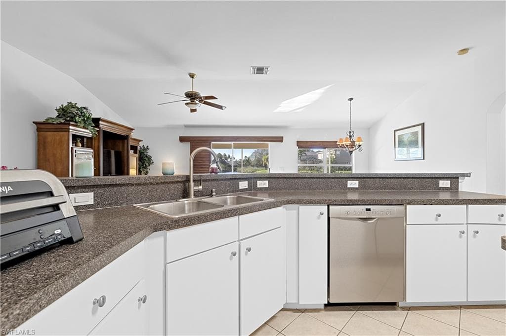 12715 Aston Oaks DR, FORT MYERS FL 33912-14