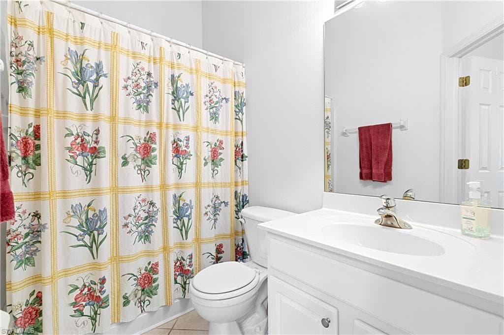 12715 Aston Oaks DR, FORT MYERS FL 33912-34