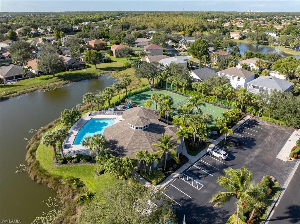 12715 Aston Oaks DR, FORT MYERS FL 33912-38