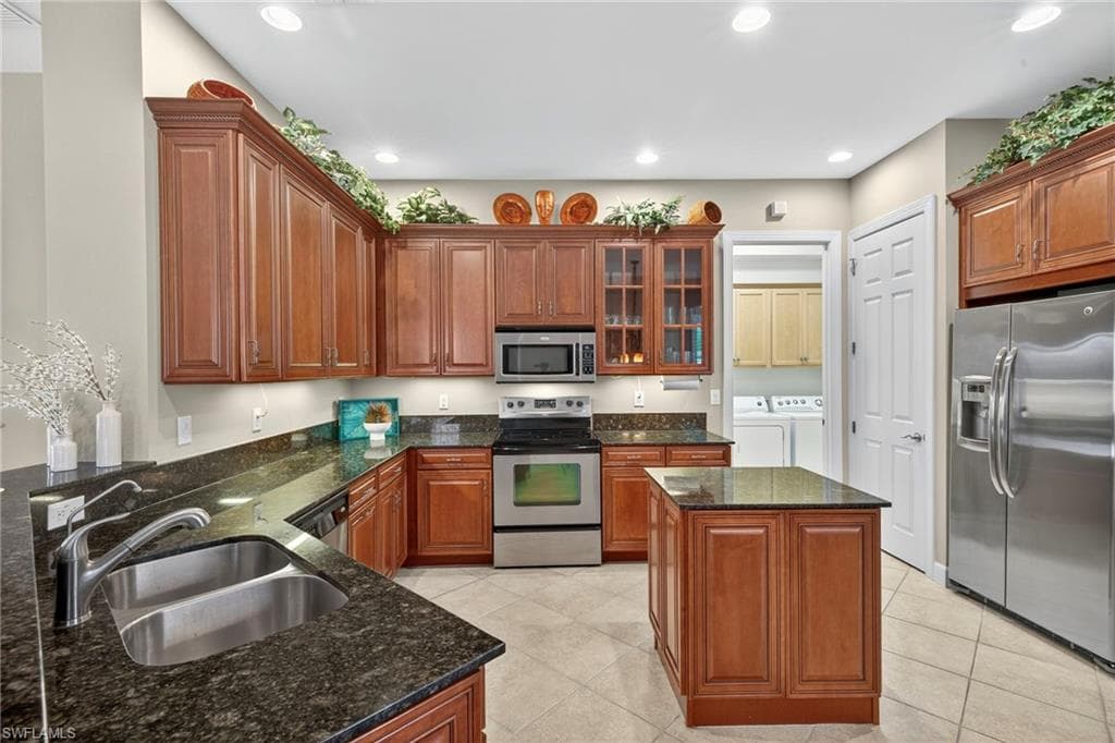 11109 Oxbridge WAY, FORT MYERS FL 33913-5