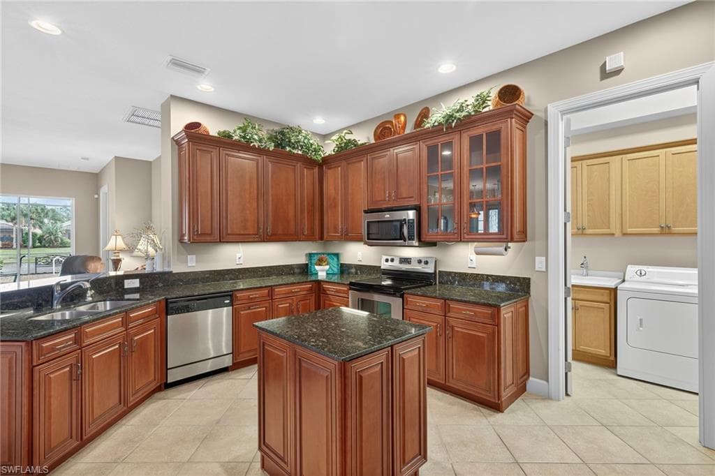 11109 Oxbridge WAY, FORT MYERS FL 33913-8