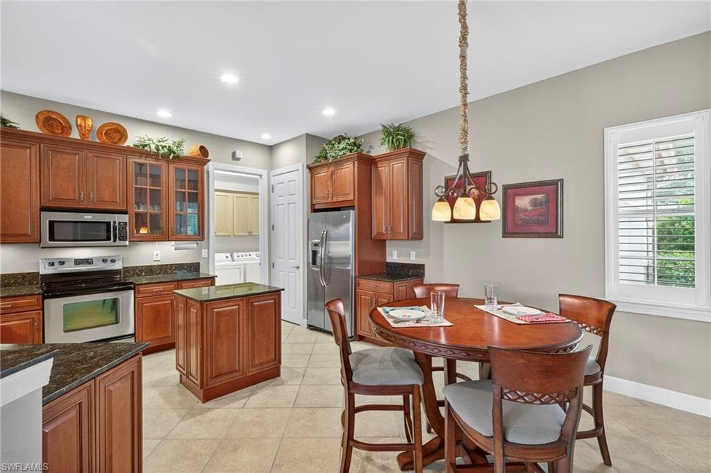 11109 Oxbridge WAY, FORT MYERS FL 33913-7