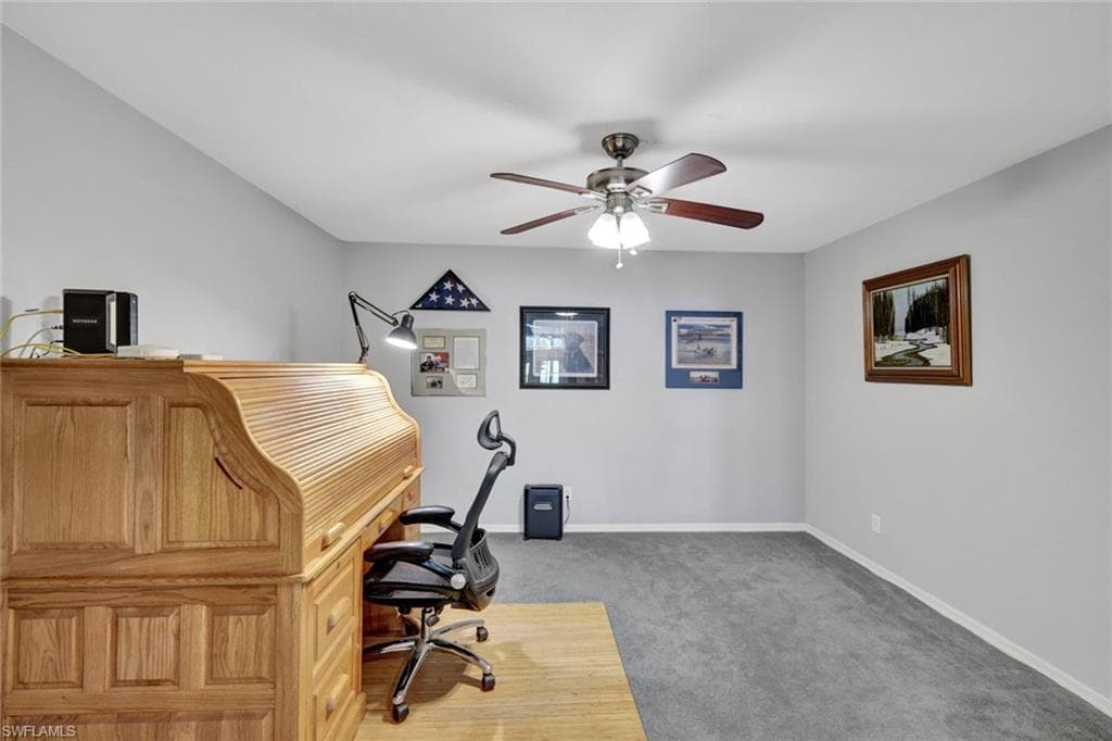 6910 Circle DR, FORT MYERS FL 33905-23