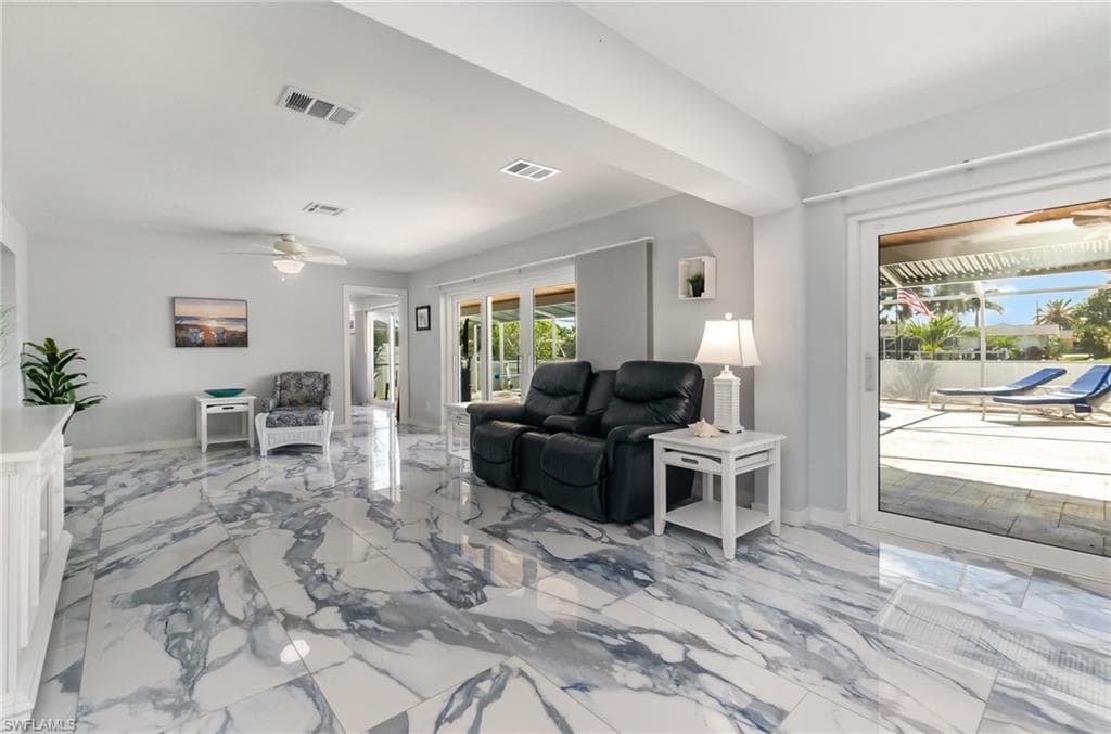 1661 Swan TER, NORTH FORT MYERS FL 33903-12