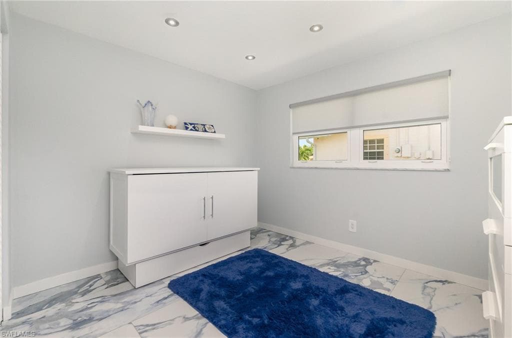 1661 Swan TER, NORTH FORT MYERS FL 33903-25