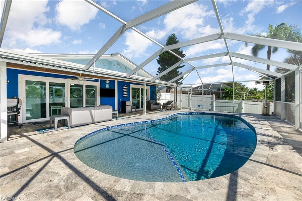 1661 Swan TER, NORTH FORT MYERS FL 33903-29