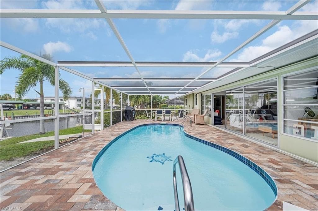 3908 SE 16th PL, CAPE CORAL FL 33904-35