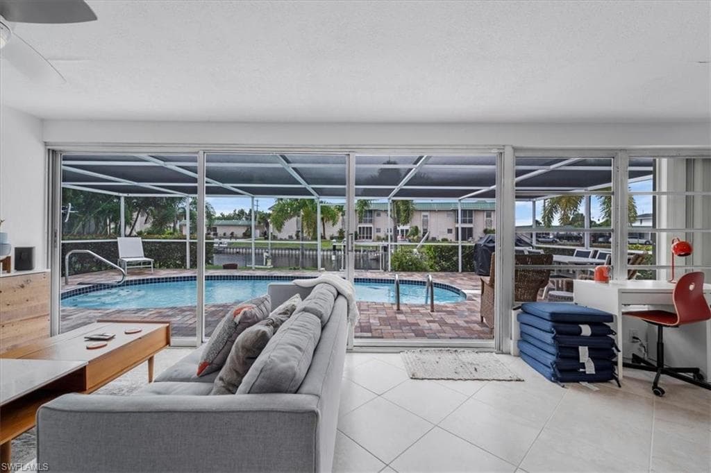 3908 SE 16th PL, CAPE CORAL FL 33904-31