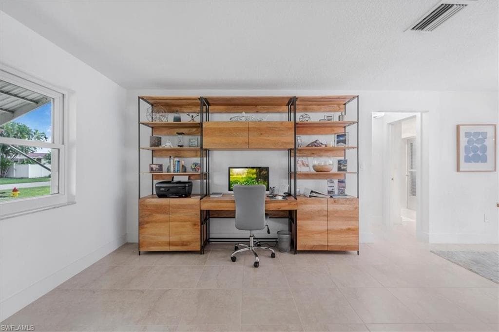 3908 SE 16th PL, CAPE CORAL FL 33904-10