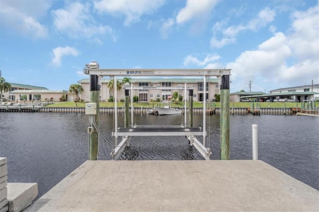 3908 SE 16th PL, CAPE CORAL FL 33904-39