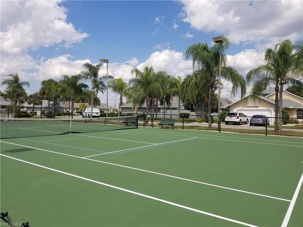 9358 Palm Island CIR, NORTH FORT MYERS FL 33903-25