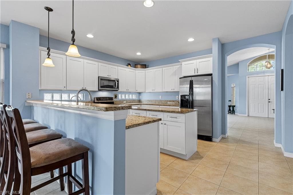 3569 Malagrotta CIR, CAPE CORAL FL 33909-10