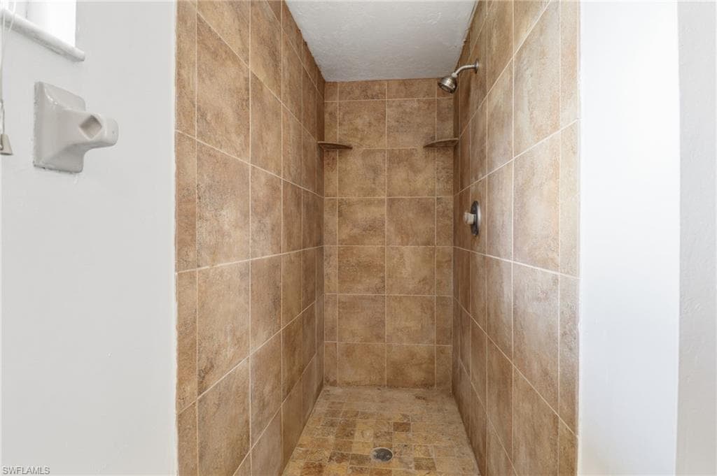 3301 2nd ST W, LEHIGH ACRES FL 33971-2