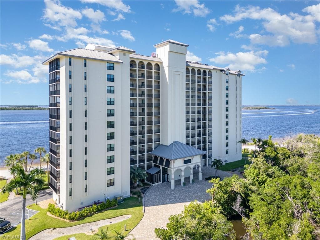17080 Harbour Point DR # 7C, FORT MYERS FL 33908-4