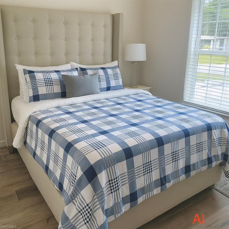 240 Ocean Reef LN, NAPLES FL 34114-10