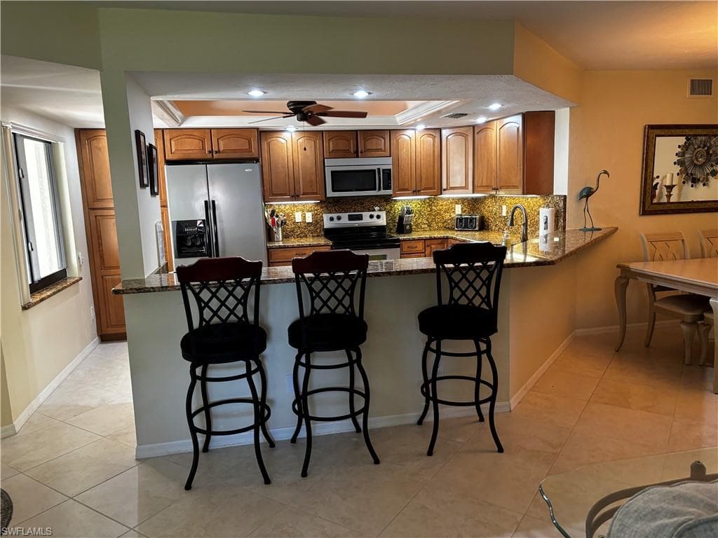 649 Beachwalk CIR # C101, NAPLES FL 34108-22