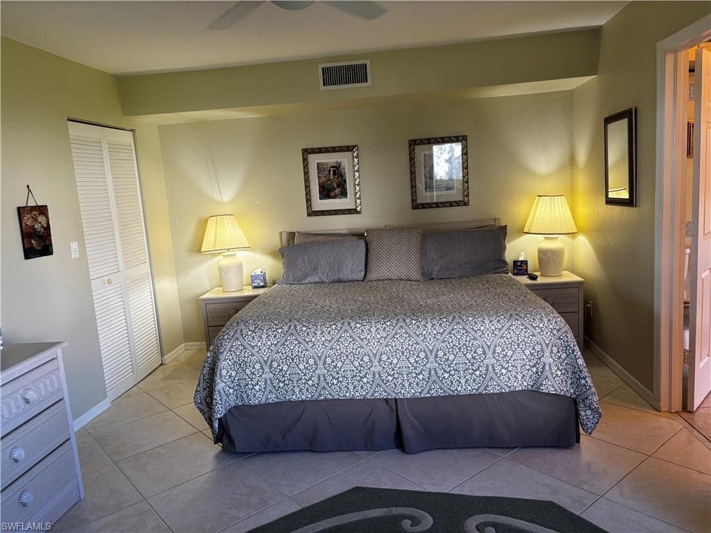 649 Beachwalk CIR # C101, NAPLES FL 34108-16