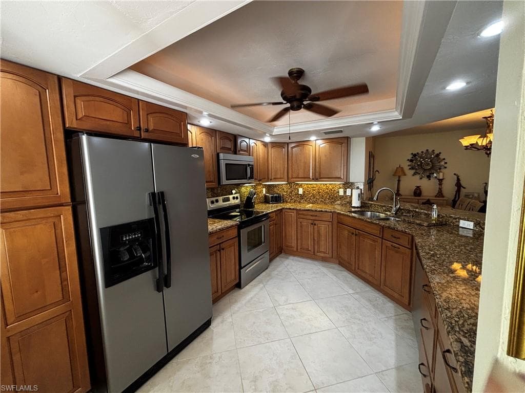 649 Beachwalk CIR # C101, NAPLES FL 34108-25