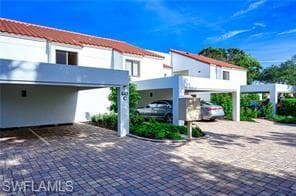 649 Beachwalk CIR # C101, NAPLES FL 34108-4