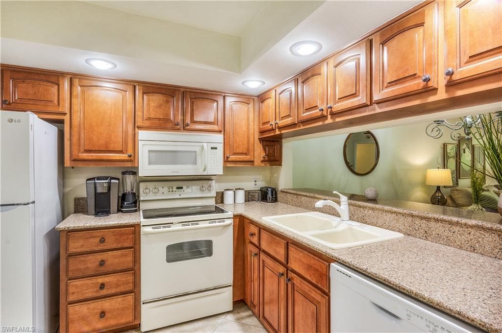 15126 Parkside DR # 104, FORT MYERS FL 33908-6