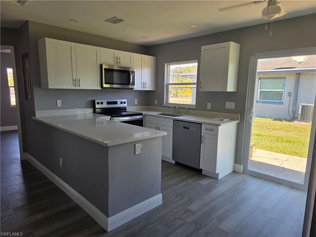 16930 Juanita AVE, FORT MYERS FL 33908-1
