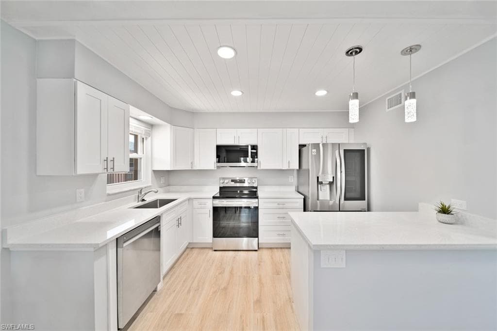 16881 Davis RD 721-6