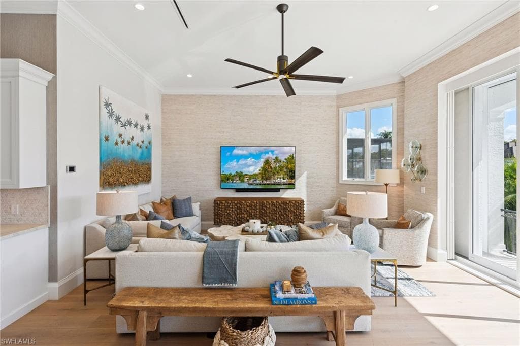 470 17th AVE S, NAPLES FL 34102-22