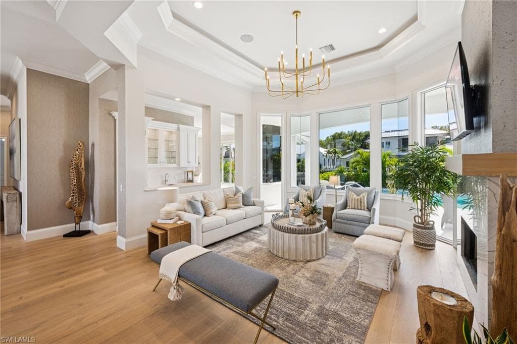 470 17th AVE S, NAPLES FL 34102-1