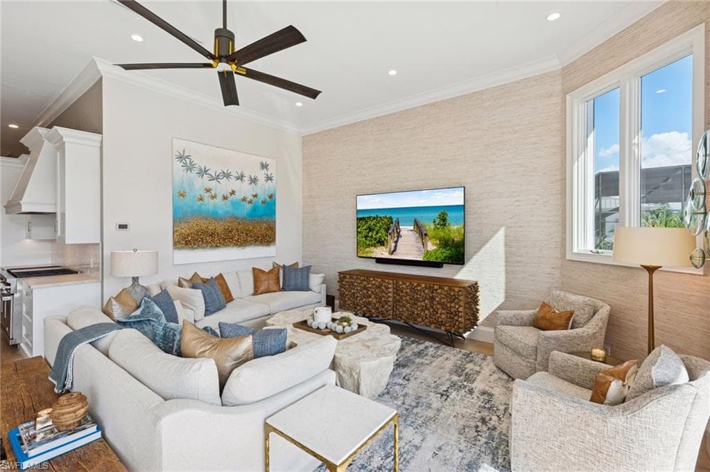 470 17th AVE S, NAPLES FL 34102-21