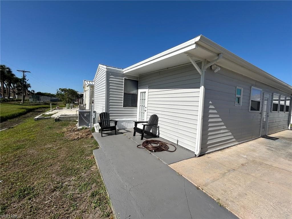 16270 Lapwing LN, FORT MYERS FL 33908-9