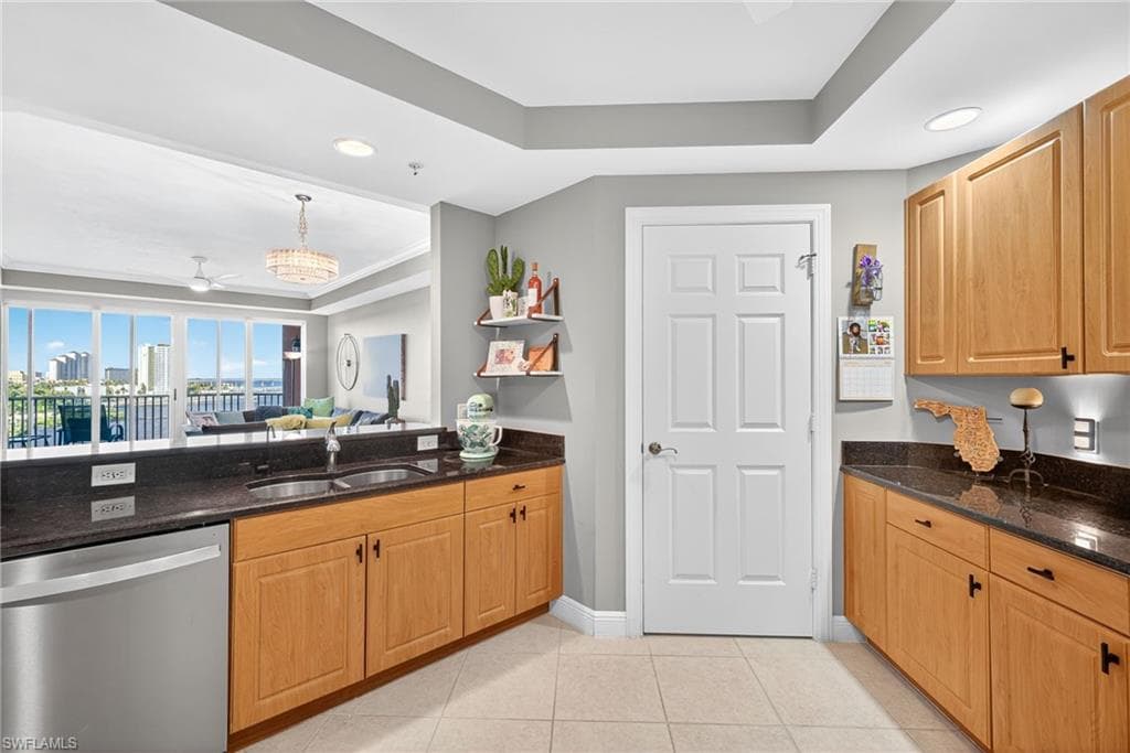 2743 1st ST # 701, FORT MYERS FL 33916-12