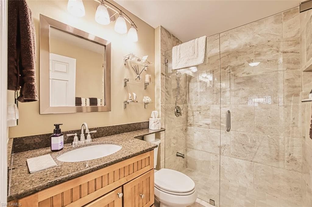 10037 Oakhurst WAY, FORT MYERS FL 33913-22