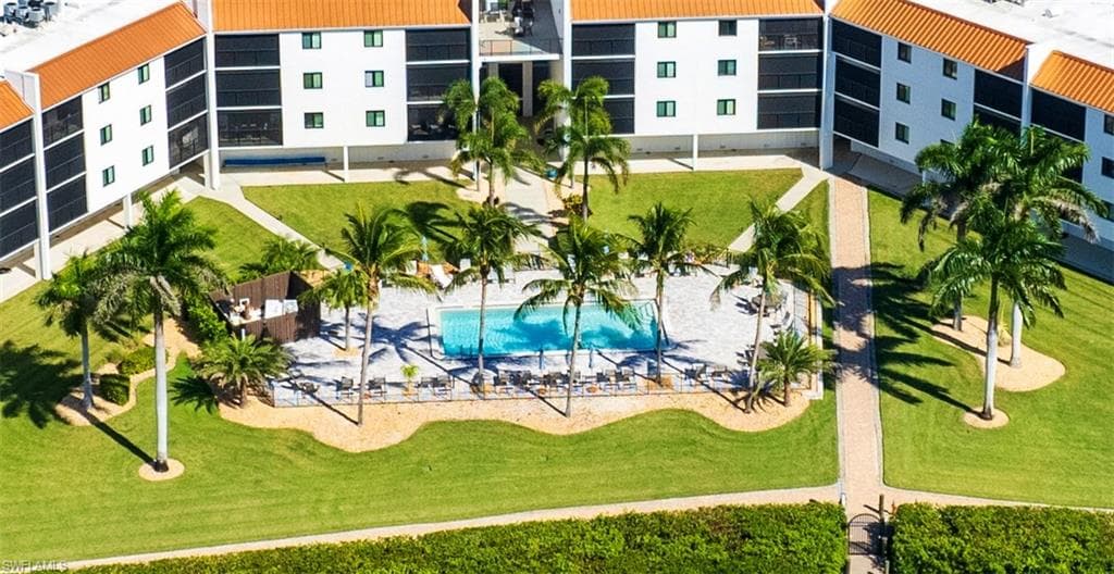 226 3rd ST # 111, BONITA SPRINGS FL 34134-40