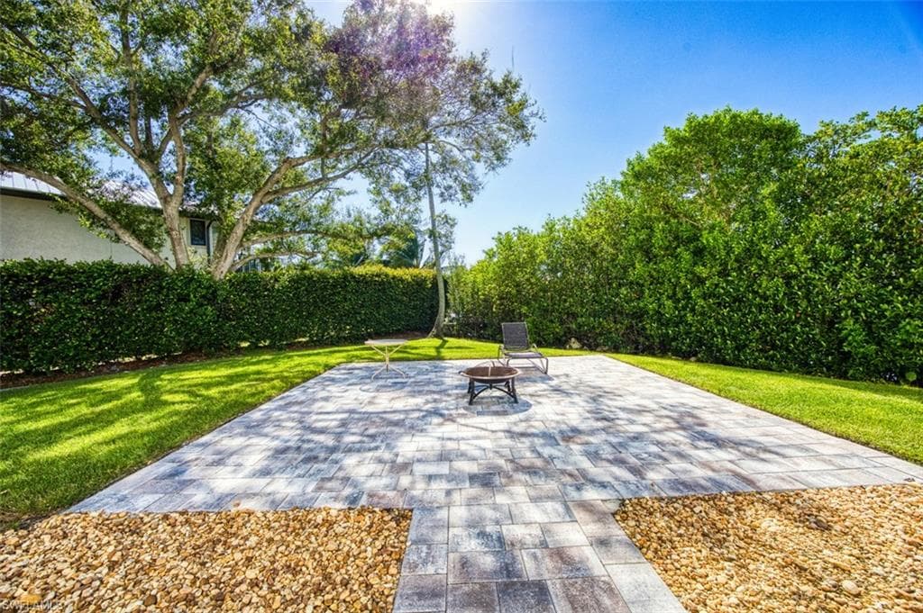 226 3rd ST # 111, BONITA SPRINGS FL 34134-34