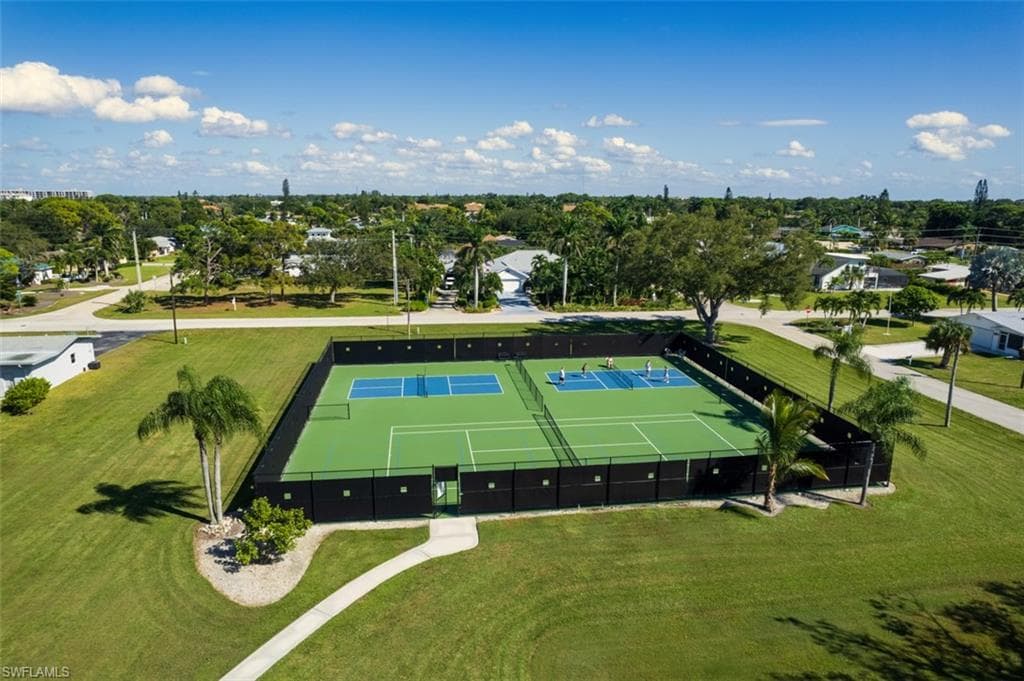 226 3rd ST # 111, BONITA SPRINGS FL 34134-38