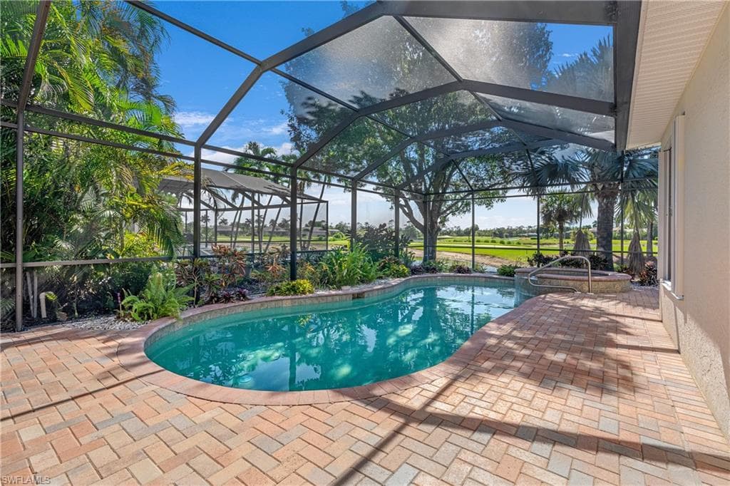 4923 Cerromar DR, NAPLES FL 34112-12