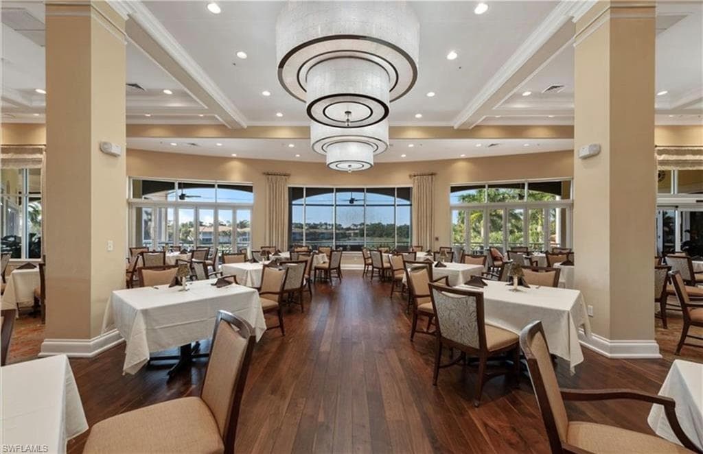 4923 Cerromar DR, NAPLES FL 34112-35