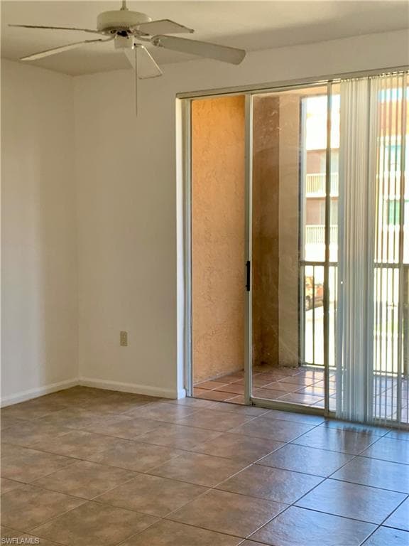 1235 Reserve WAY # 203, NAPLES FL 34105-2