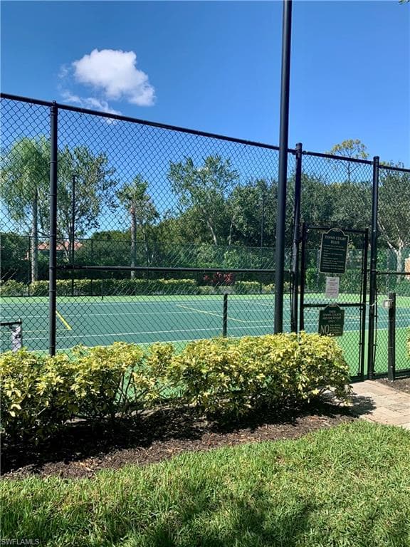 1235 Reserve WAY # 203, NAPLES FL 34105-17