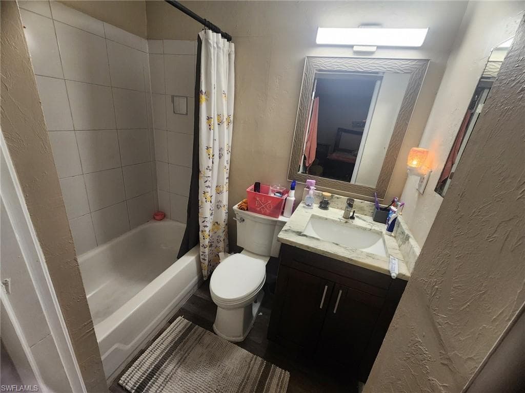 4707 Duera Mae DR, FORT MYERS FL 33908-14