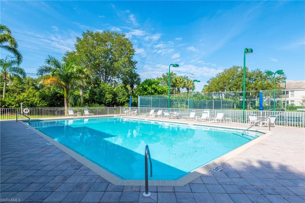 3755 Fieldstone BLVD # 1208, NAPLES FL 34109-23