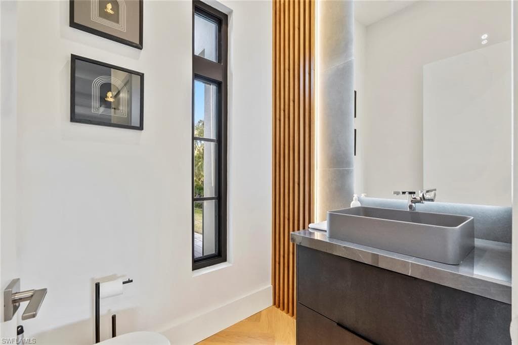 27287 Tennessee ST, BONITA SPRINGS FL 34135-26