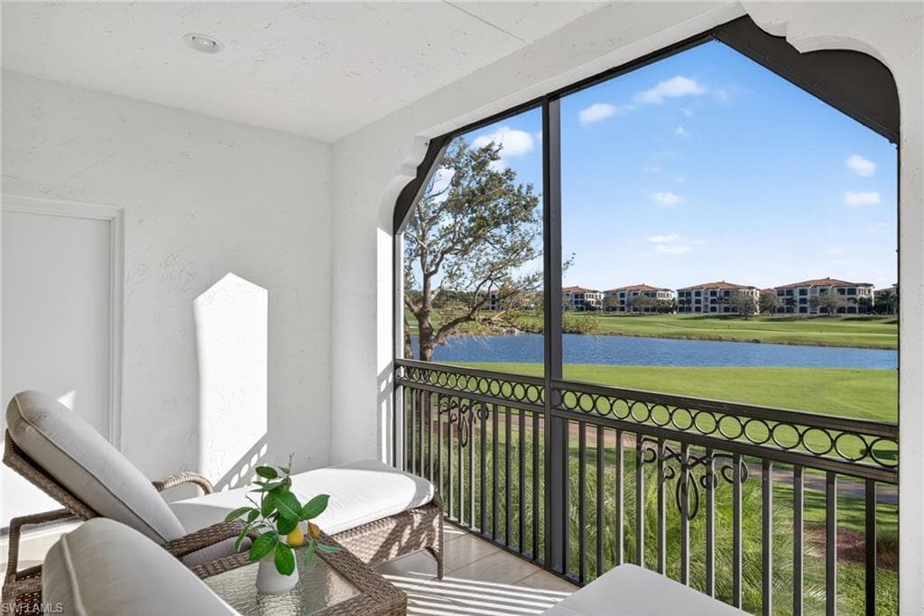 16432 Carrara WAY # 102, NAPLES FL 34110-5