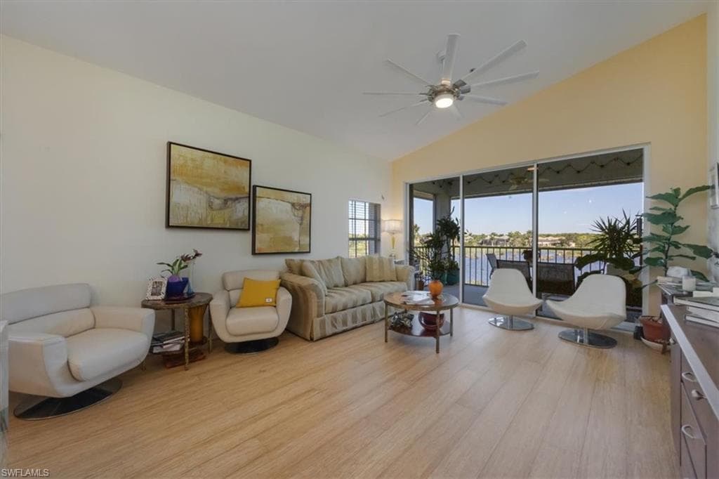 4130 Bayhead DR # 301, BONITA SPRINGS FL 34134-1